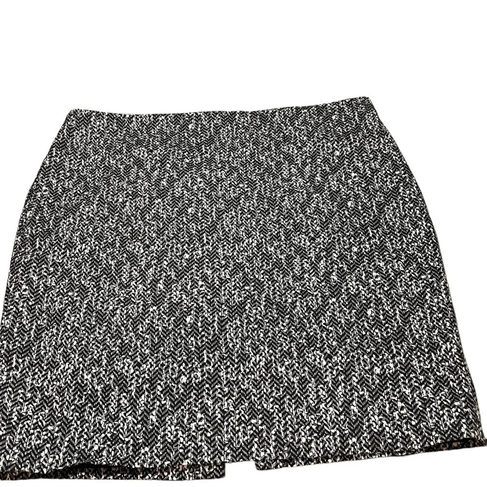 Express Womens Size 12 Black & White Abstract‎ Print Back Zip Straight Skirt EUC